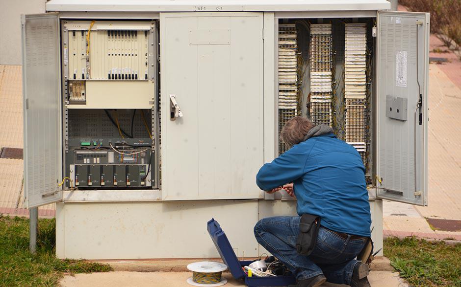 ouvrier électricien Montrouge